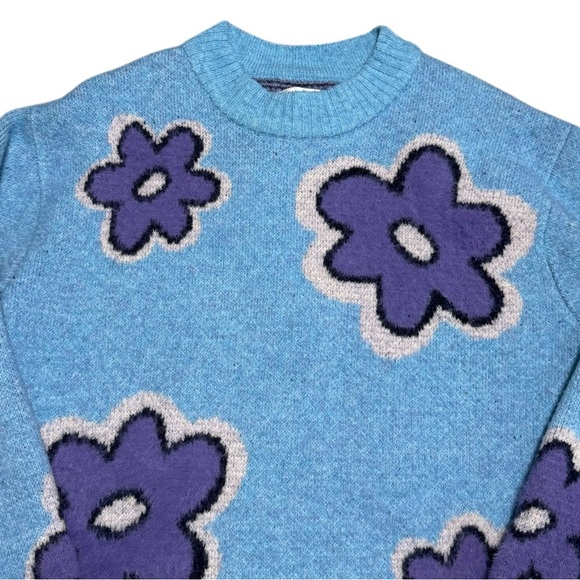 American Eagle Polyester Blend Floral AOP Crewneck Sweater Women’s XS - Picture 2 of 5